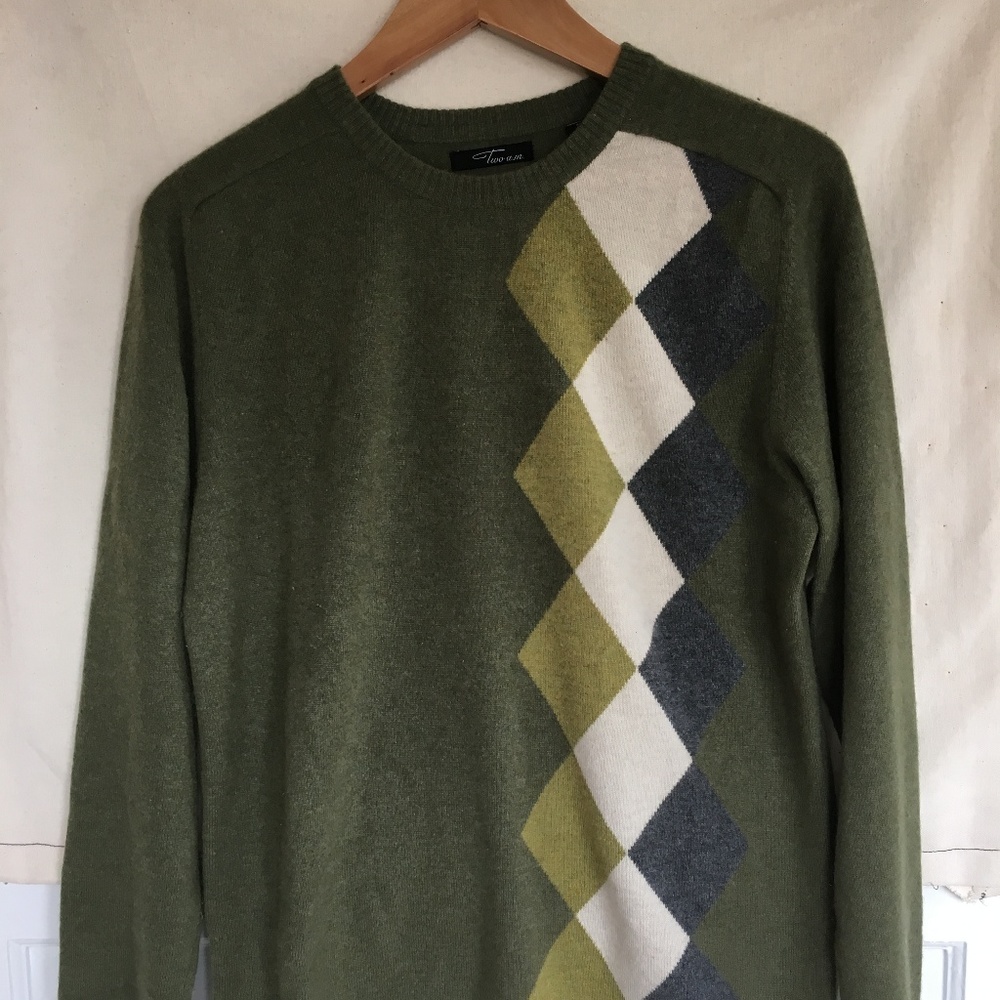 2 a.m. 100% Cashmere Sweater